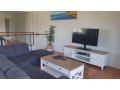 Unit 1 Rainbow Surf - Modern, two storey townhouse with large shared pool, close to beach and shop Guest house, Rainbow Beach - thumb 6