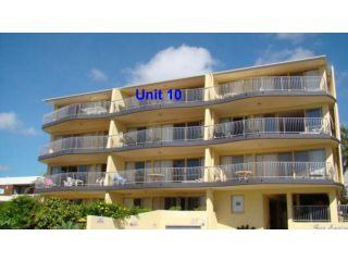 Unit 10 Sea Eagles Apartments Guest house, Caloundra - 1