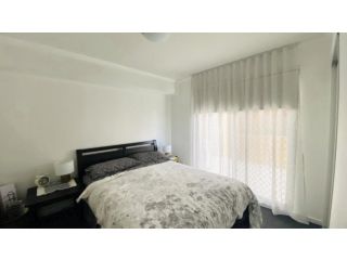 Unit 2 38 On Kings Kings Beach Guest house, Caloundra - 5