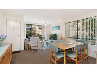 Unit 2 'fair Haven' Kings Beach Guest house, Caloundra - 4