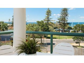 Unit 2 'fair Haven' Kings Beach Guest house, Caloundra - 3