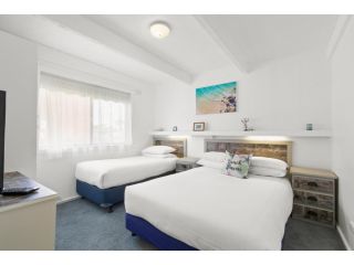 Unit 2 @ Ocean Bridge Guest house, Lakes Entrance - 4