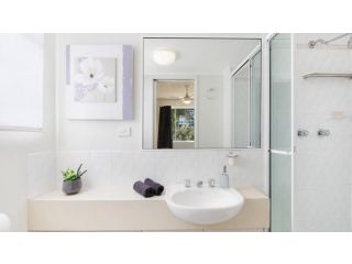 Unit 3 Casand Chase, Kings Beach Guest house, Caloundra - 5