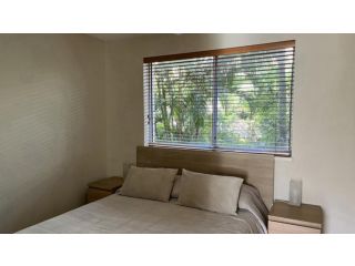 Unit 3 'kings Cove', Kings Beach Guest house, Caloundra - 5