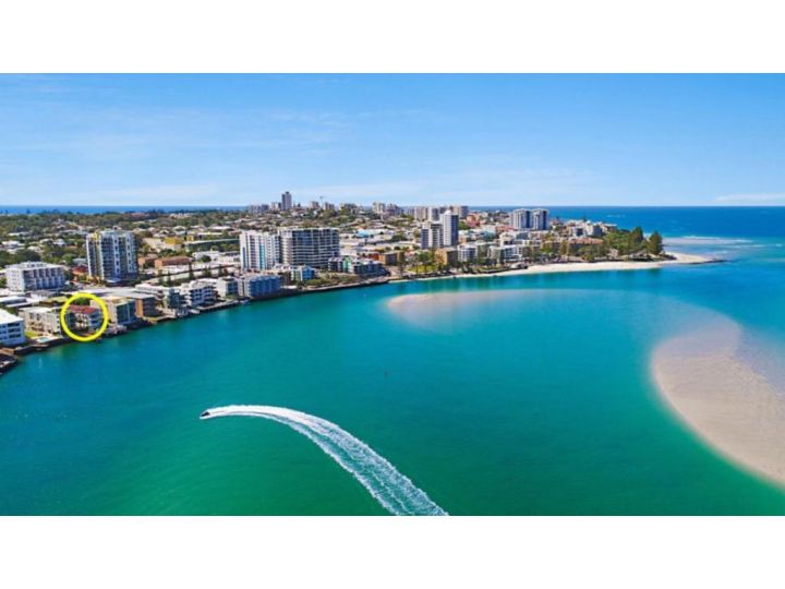 Absolute Waterfront On The Pumicestone Passage Guest house, Caloundra - imaginea 3