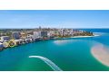 Absolute Waterfront On The Pumicestone Passage Guest house, Caloundra - thumb 3