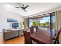 Unit 3 Rainbow Surf - Modern, double storey townhouse with large shared pool, close to beach and shop Guest house, Rainbow Beach - thumb 6