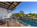 Unit 3 Rainbow Surf - Modern, double storey townhouse with large shared pool, close to beach and shop Guest house, Rainbow Beach - thumb 1