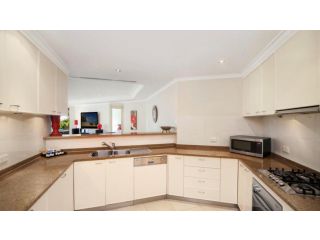 Unit 30 - 3 Bed Garden View Guest house, Terrigal - 3