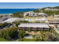 Unit 4 Rainbow Surf - Modern, double storey townhouse with large shared pool, close to beach and shop Guest house, Rainbow Beach - thumb 14