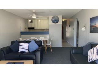 Unit 5 'dulkara' Kings Beach Guest house, Caloundra - 3