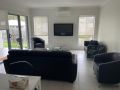 Upper Coomera Castle 1 Guest house, Gold Coast - thumb 4