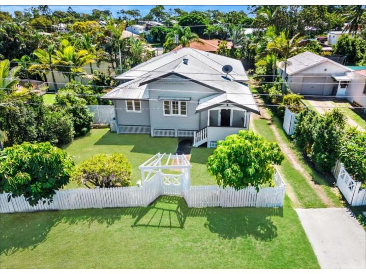 Urangan Family Friendly home with views, wifi, wine Guest house, Queensland - imaginea 14