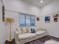 Urangan Family Friendly home with views, wifi, wine Guest house, Queensland - thumb 4