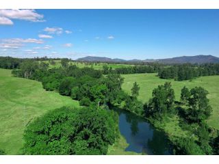 Valley Cabins By The Creek Villa, Queensland - 3