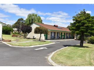 Mount Barker Valley Views Motel & Chalets, Western Australia Hotel, Western Australia - 4