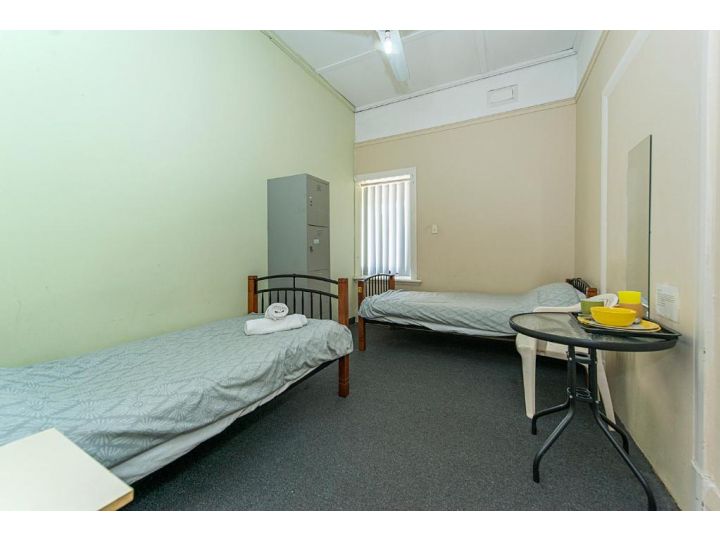 Victoria Park Lodge Hostel, Perth - imaginea 9