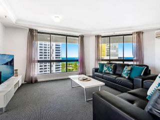 Victoria Square 2 Bed Ocean View Broadbeach Apartment, Gold Coast - 5