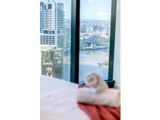 Lvl 59 Skytower Amazing Views CBD Wifi Carpark by Stylish Stays Apartment, Brisbane - 3