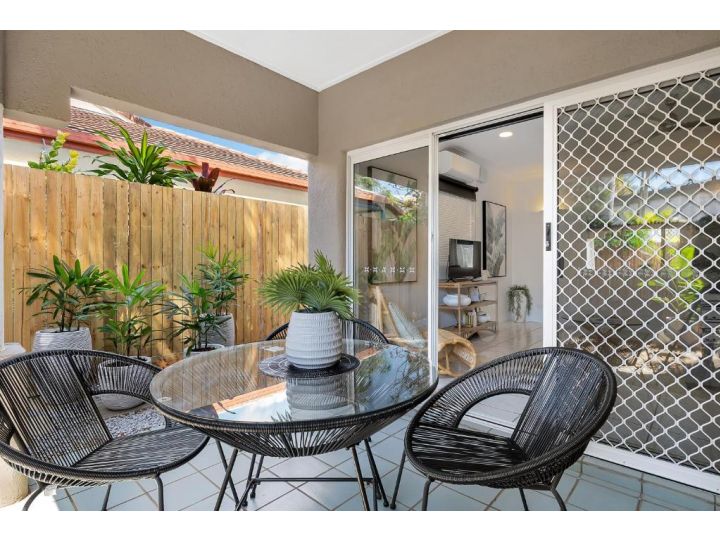 Villa Casa- Spacious apartment with lush courtyard Apartment, Queensland - imaginea 6