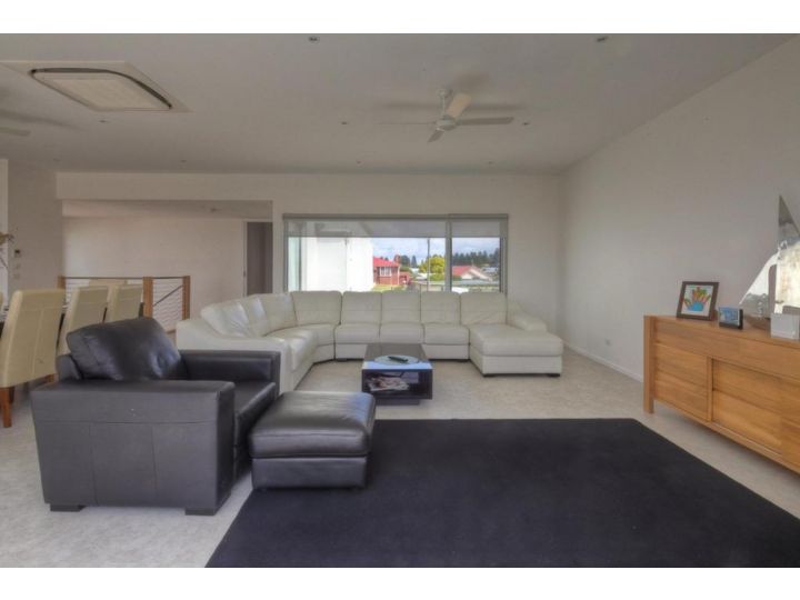 Villa Moyne - located in a quiet cul de sac and designed for beach families Guest house, Port Fairy - imaginea 8