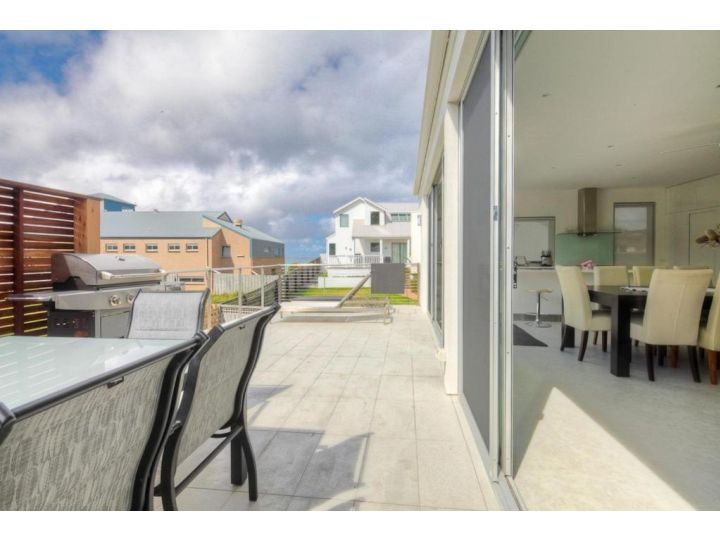 Villa Moyne - located in a quiet cul de sac and designed for beach families Guest house, Port Fairy - imaginea 10