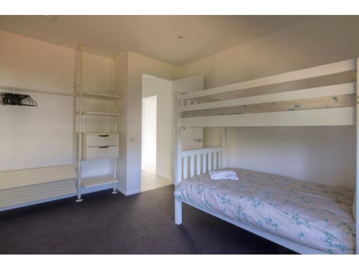 Villa Moyne - located in a quiet cul de sac and designed for beach families Guest house, Port Fairy - imaginea 14