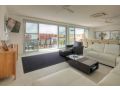 Villa Moyne - located in a quiet cul de sac and designed for beach families Guest house, Port Fairy - thumb 5