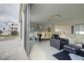 Villa Moyne - located in a quiet cul de sac and designed for beach families Guest house, Port Fairy - thumb 3