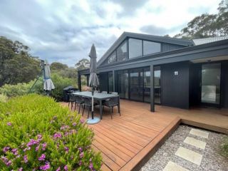 Villa Vines @ Rivendell Winery Estate Guest house, Western Australia - 4