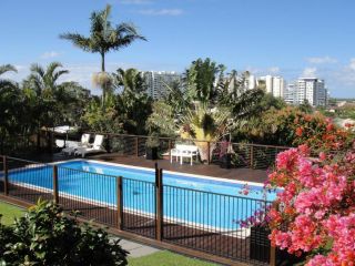 Villa with Views & Pool Guest house, Gold Coast - 2