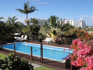 Villa with Views & Pool Guest house, Gold Coast - 2