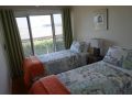 Villa with Views & Pool Guest house, Gold Coast - thumb 5