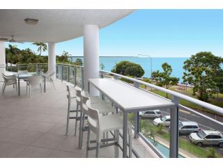 Vision Apartments Aparthotel, Cairns - 1