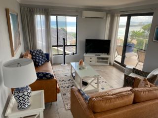 Vista Maritima - Light, Modern, spectacular views! Apartment, Nambucca Heads - 1
