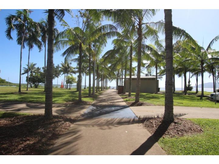 Easy Going Holiday Unit on McKenzie MK5 Apartment, Cairns - imaginea 13
