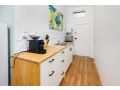 Easy Going Holiday Unit on McKenzie MK5 Apartment, Cairns - thumb 6