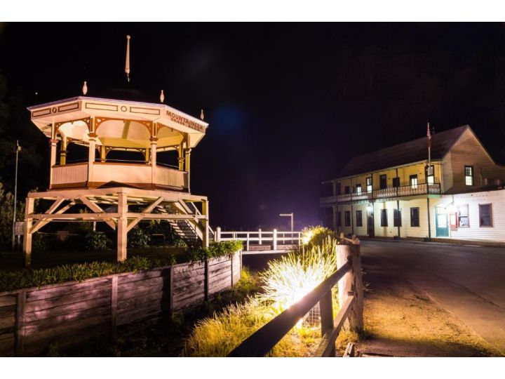 Walhalla Guesthouses Guest house, Walhalla - imaginea 11