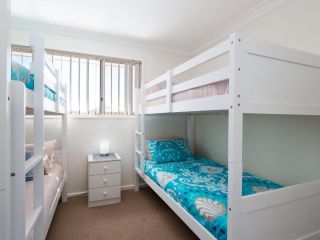 'Walk on Birubi', 1/40 Ocean Ave - Pet Friendly, WIFI, Boat Parking & Water Views Guest house, Anna Bay - 3