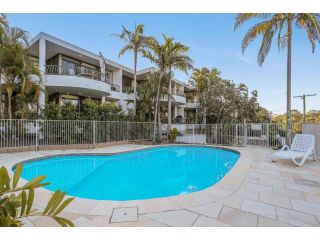 Walk to the beach, Sunshine Beach Apartment, Sunshine Beach - 1