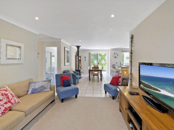 Walking Distance to Everything in Huskisson Guest house, Huskisson - imaginea 4