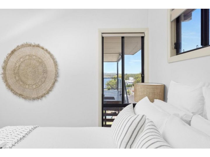 Wanda Point House - pure tranquillity and walk to beach Guest house, Salamander Bay - imaginea 16