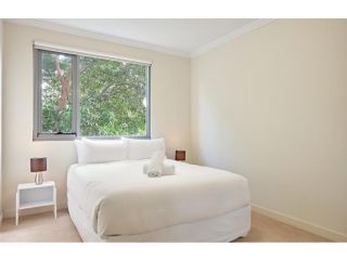 Warrawee Premium 2 Bed Apartment w Large Balcony and Secure Parking Apartment, New South Wales - 4