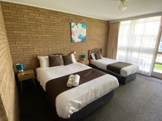 Warrina Motor Inn Hotel, Wodonga - 4