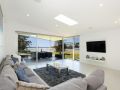Water View A Luxury Pet Friendly Home Overlooking Moona Moona Creek Guest house, Huskisson - thumb 4