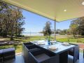 Water View A Luxury Pet Friendly Home Overlooking Moona Moona Creek Guest house, Huskisson - thumb 1