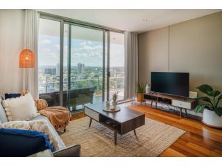 Water Views Surfers Paradise Private Apartment - Central Location Apartment, Gold Coast - 3