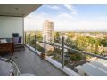 Water Views Surfers Paradise Private Apartment - Central Location Apartment, Gold Coast - thumb 14