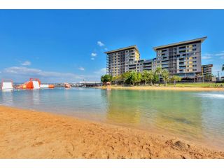 Darwin Waterfront Short Stay Apartments Aparthotel, Darwin - 1