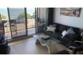 Waterfront, Excellent Ocean & Shipping Lane View Guest house, Caloundra - thumb 1